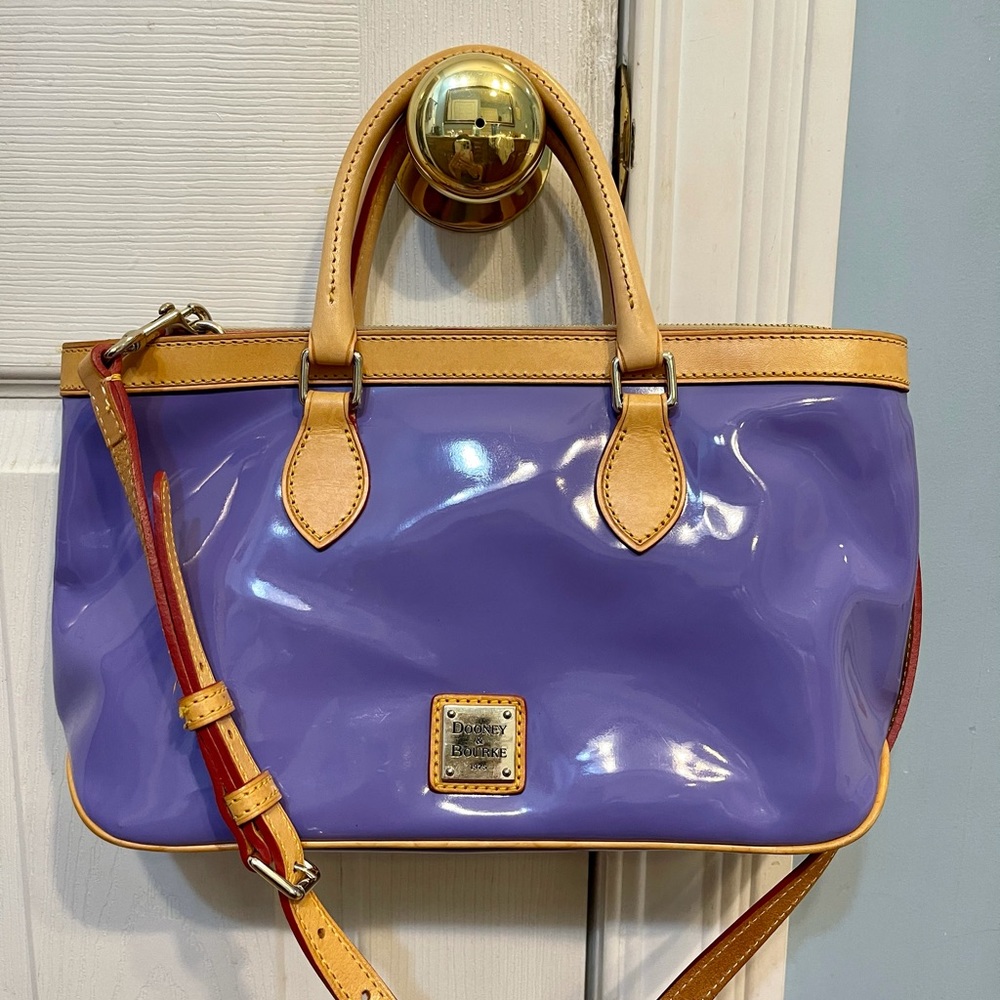 Dooney and Bourke Bag